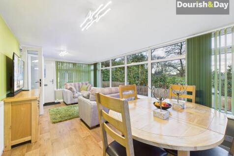 Sun Lounge/Dining Room