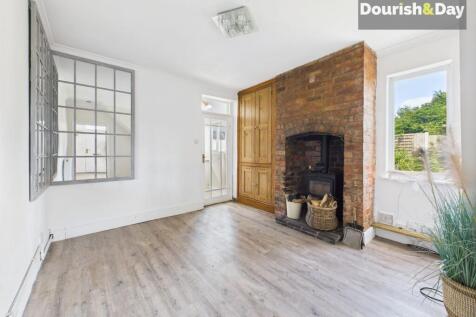 Sitting/Dining Room