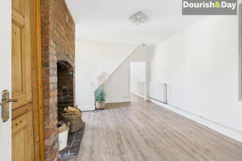 Sitting/Dining Room
