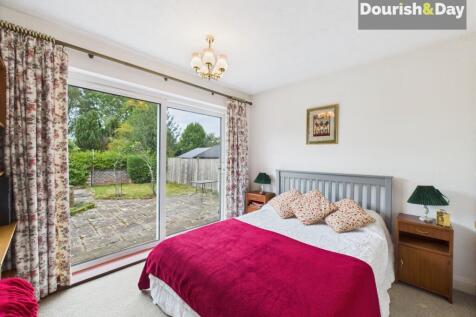 Bedroom 3/Dining Room