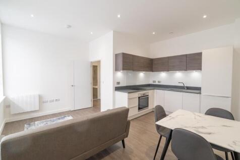 Living Room/Kitchen