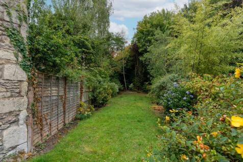 25 Highfield Avenue-02150