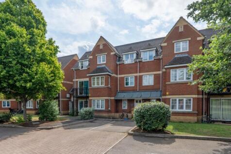 Meyseys Close Exterior