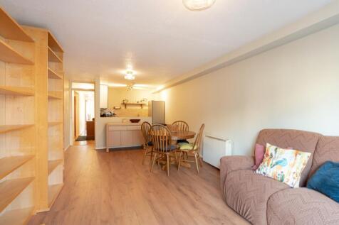 Living Kitchen Diner