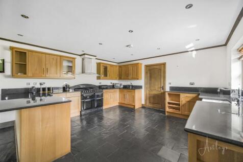 Open Plan Kitchen/Breakfast Room