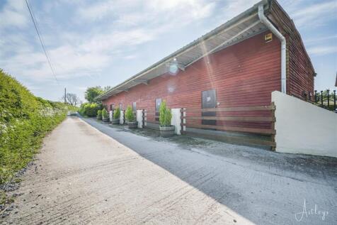 Detached Double Garage