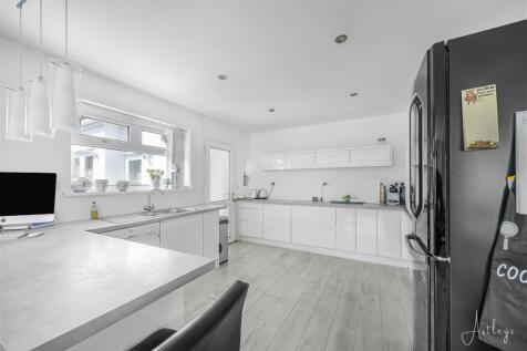 Kitchen/Living Room