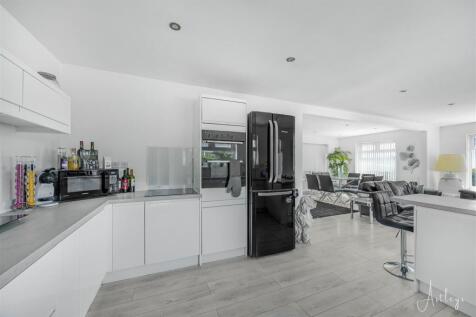 Kitchen/Living Room