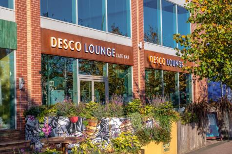 Desco lounge
