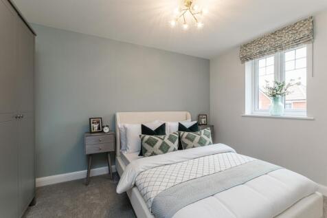 Kennett double bedroom