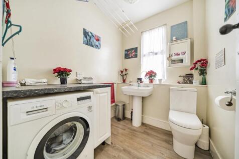 Downstairs WC Utility