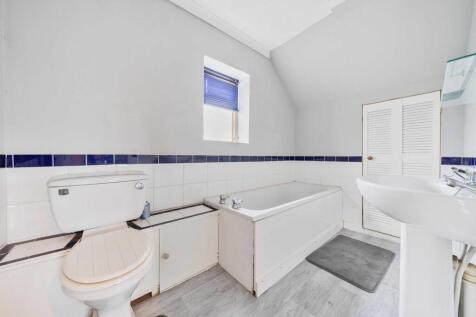 Upstairs Bathroom
