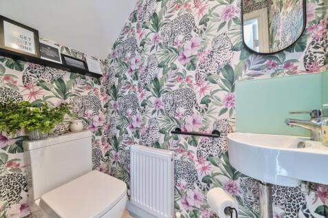 Downstairs WC 