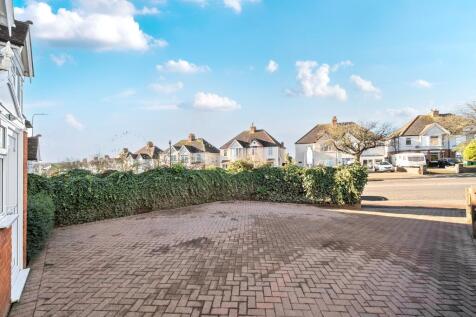 Driveway Front Of Properry