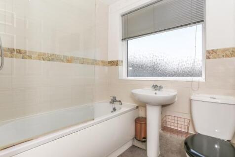 Bathroom.jpg