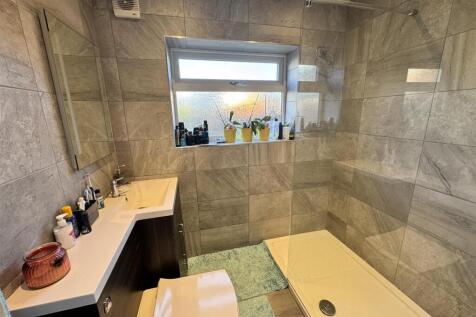 Downstairs Bathroom