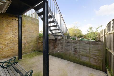 Courtyard (2).jpg