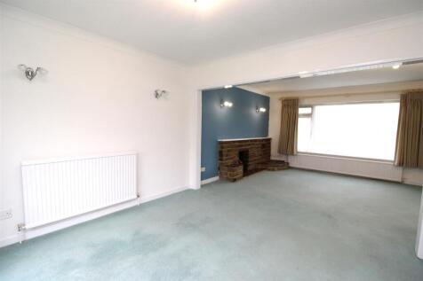 Lounge 3.JPG