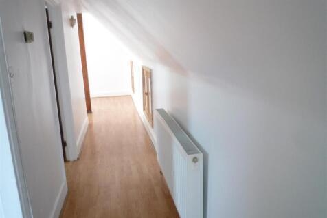 Hallway.JPG