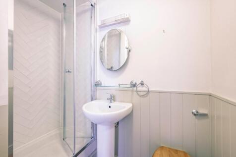 Bedroom One En-suite