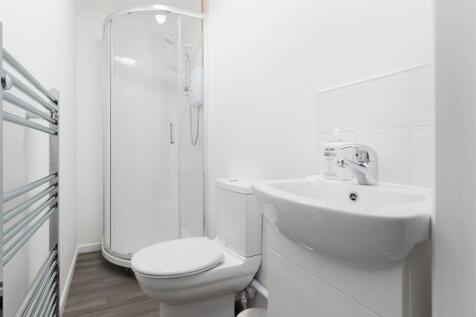 96 Peckover Road - Norwich-Shower-1.jpg