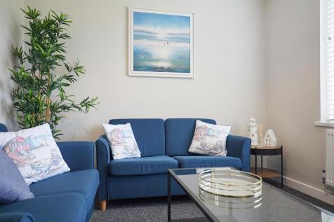 2 Barnesdale Road 11.jpg