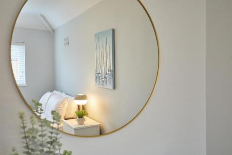 2 Barnesdale Road 17.jpg