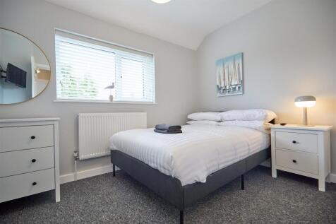 2 Barnesdale Road 31.jpg