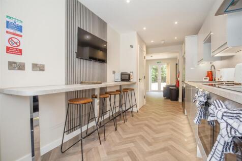 kitchen 6.jpg