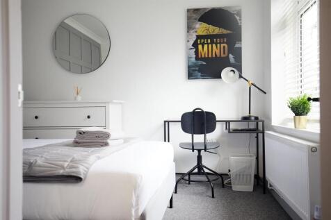 119 South Park Avenue 15.jpg