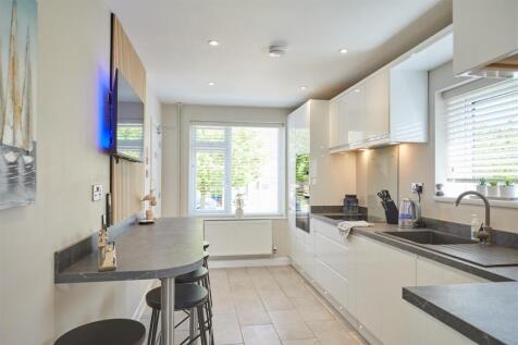 3 Fountains Road 8.jpg