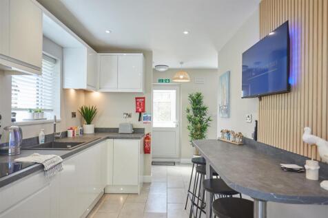 3 Fountains Road 15.jpg