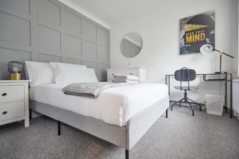 119 South Park Avenue 14.jpg