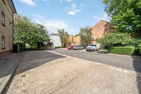 Property Image 9
