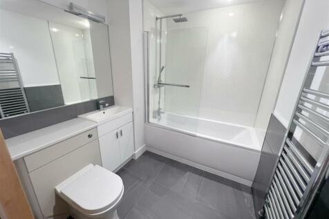 En Suite Bathroom