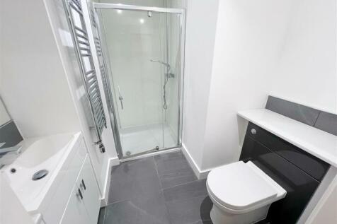 En Suite Shower Room