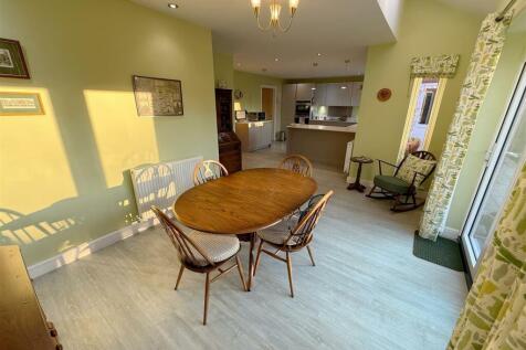 Kitchen Dining Family Room
