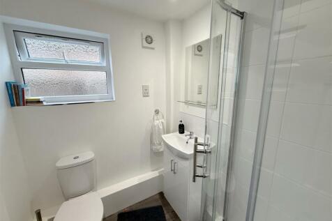 Guest En-Suite