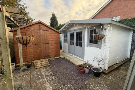 Summer House and Shed