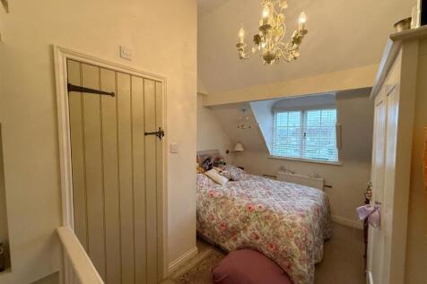 Bedroom (with WC)