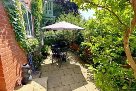 Garden.JPG