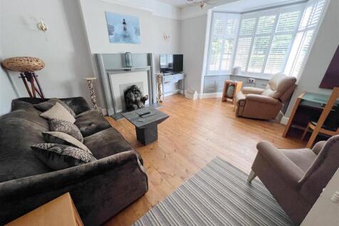 Living / Dining Room