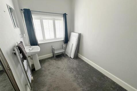 Single Bedroom