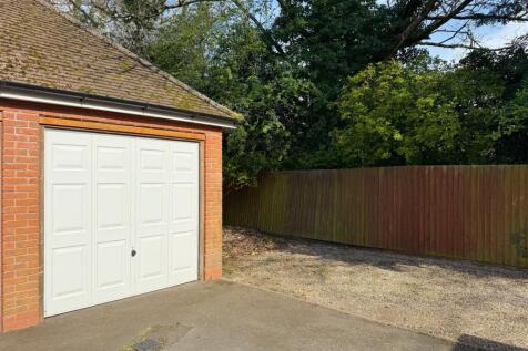 Single Garage