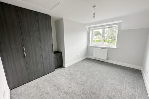 Bedroom.JPG