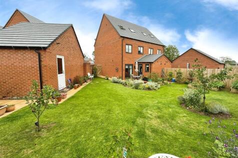 Garden &amp; Rear Elevation
