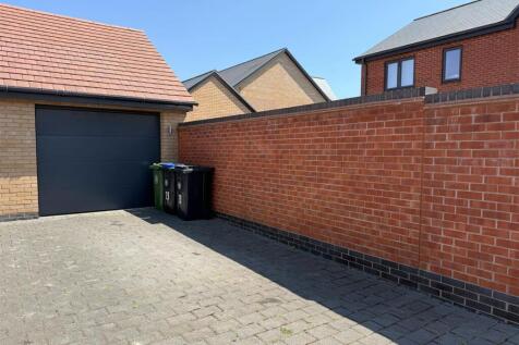 Garage &amp; Driveway