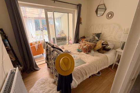 Dining Room / Bedroom