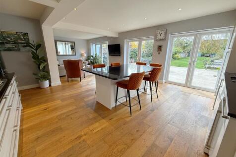 Kitchen Dining Family Room