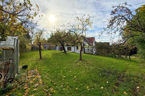 Garden &amp; Rear Elevation